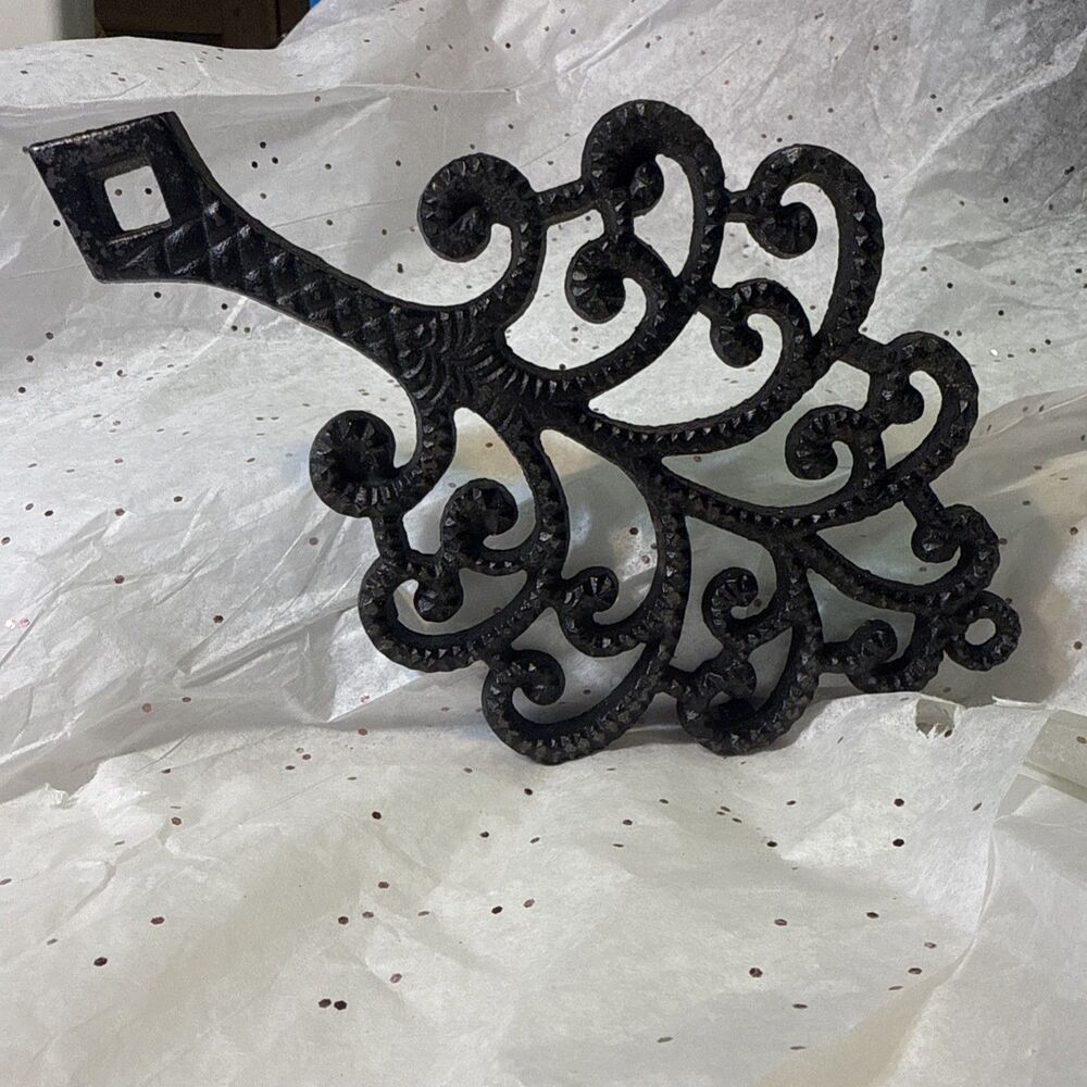 Vintage Cast Iron Trivet Ornate Scroll Design Black  8” Hot Plate Family Tree
